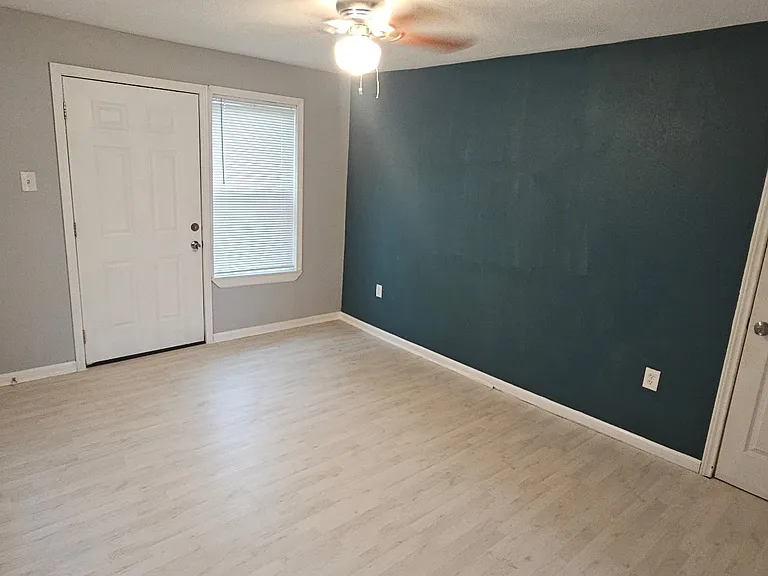 3710 Bremond St #B — Photo 10