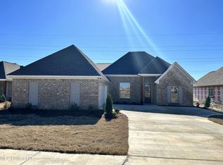 878 Glenwild Cir, Canton, MS 39046