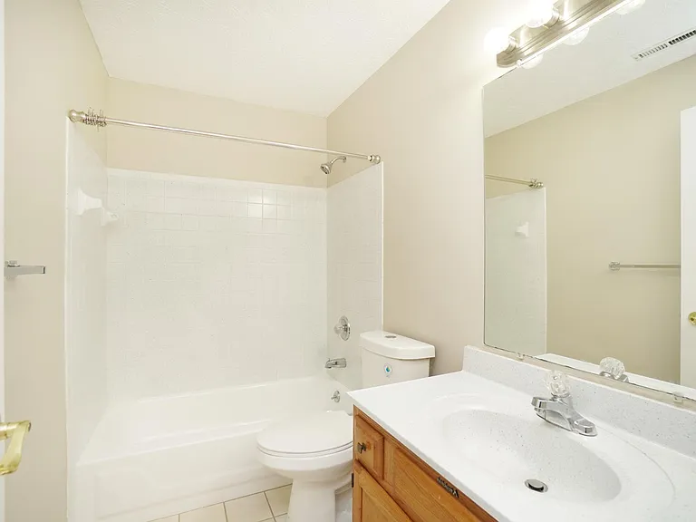 8945 Eagleview Dr #7 — Photo 21