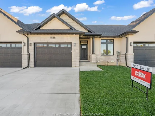 2614 Barkley Ave, Windsor, ON N8P 0E8