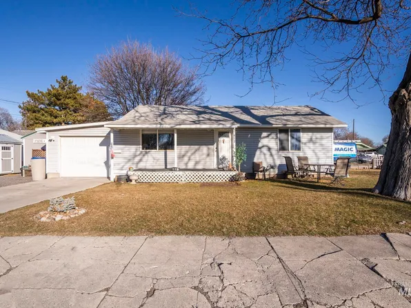 912 Elm St, Twin Falls, ID 83301