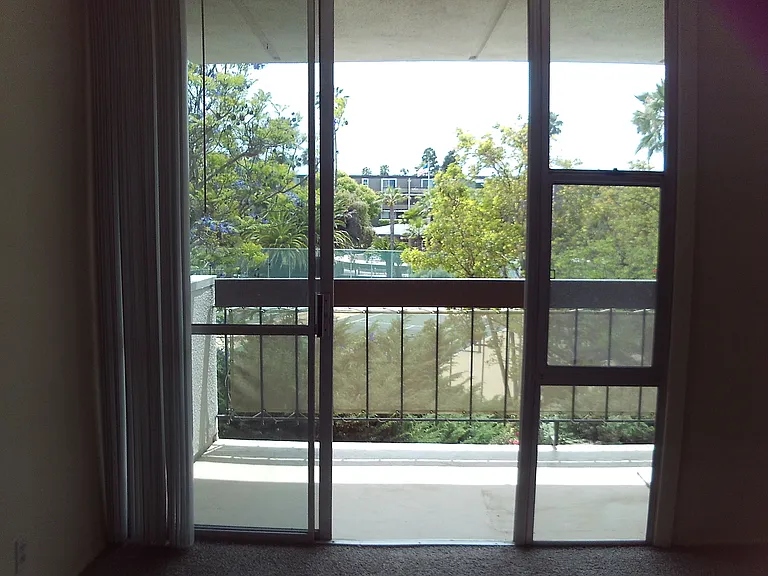 3050 Rue Dorleans #355 — Photo 5