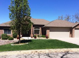 842 Silvercliff Way, Branson West, MO 65737