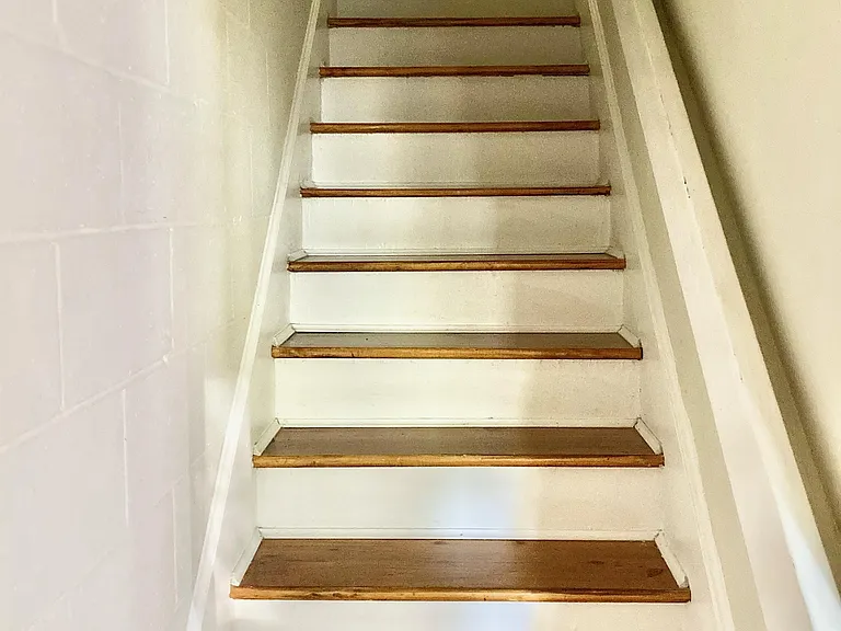 16 Reid St #3 — Photo 10