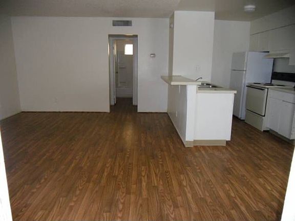 4th image of 1161 Lulu Ave