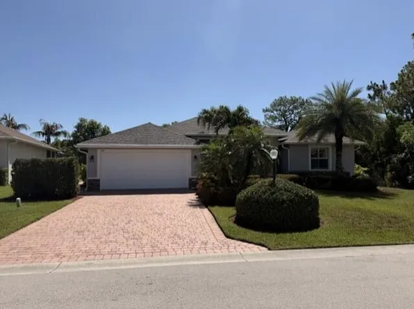 367 SW Vista Lake Drive, Port St Lucie, FL 34953