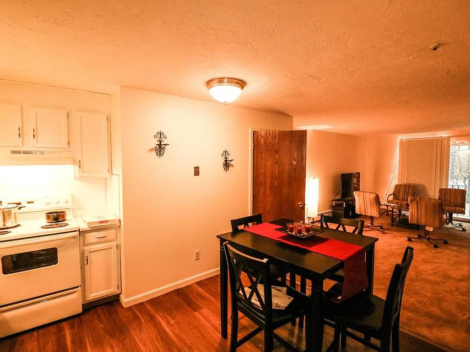 32 Neponset St Canton MA Zillow