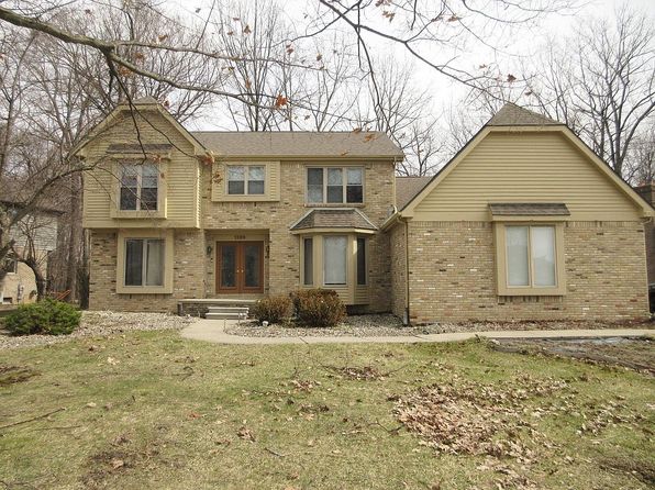 1366 Kings Pointe Rd