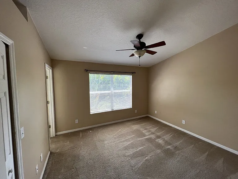 1245 Beckenham Way — Photo 5