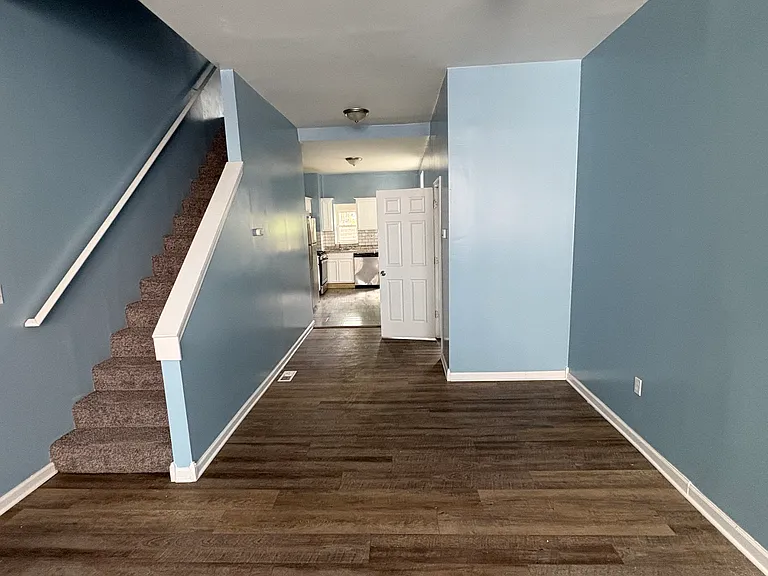 1207 Market St — Photo 1
