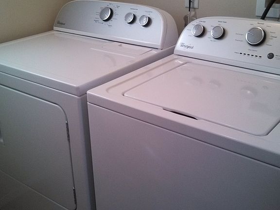 Full Size Washer and Dryer