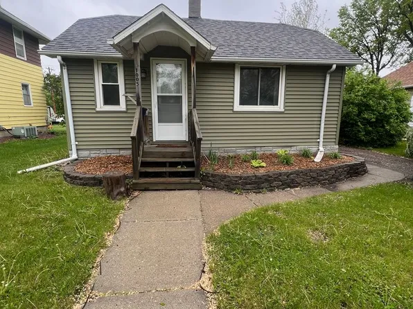1005 N State St, Aberdeen, SD 57401