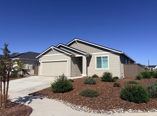 8000 Pasadena Dr, Roseville, CA 95747