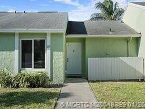 117 Oakwood Dr, Jupiter, FL 33458