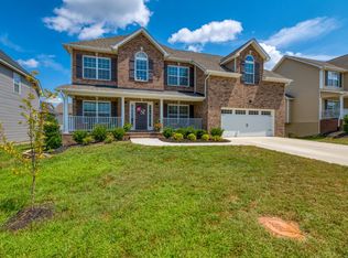 1712 Golden Nugget Ln, Knoxville, TN 37932