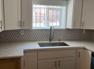 406 N 46th St UNIT B, Seattle, WA 98103