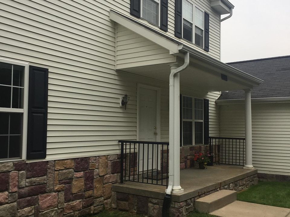 1st image of 918 Creekwood Ln