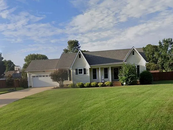 288 Auburn Ave, Dyersburg, TN 38024