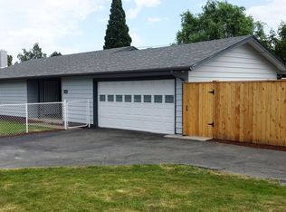 1502 N 2nd St, Silverton, OR