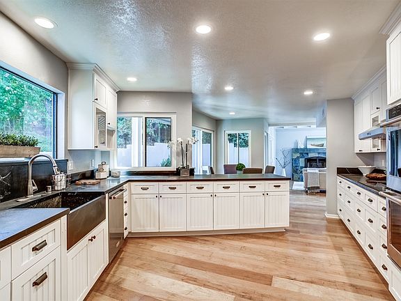 Kitchen towards nook, yard