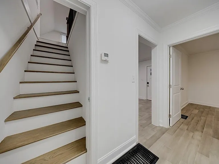 593 Lynnhaven Dr SW — Photo 20