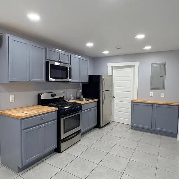 1714 Jasmine Ave #2 — Photo 4