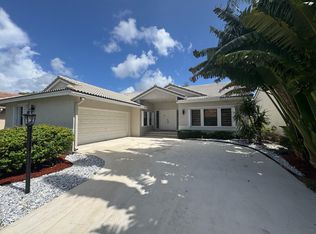 8711 Eagle Run Dr, Boca Raton, FL 33434