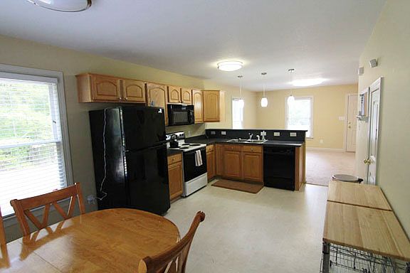 Kitchen dinning area