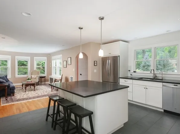 26 Hilltop Ave, Berkeley Heights Twp., NJ 07922