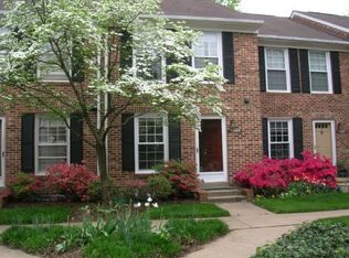 2536-D S Arlington Mill Dr APT 4, Arlington, VA 22206