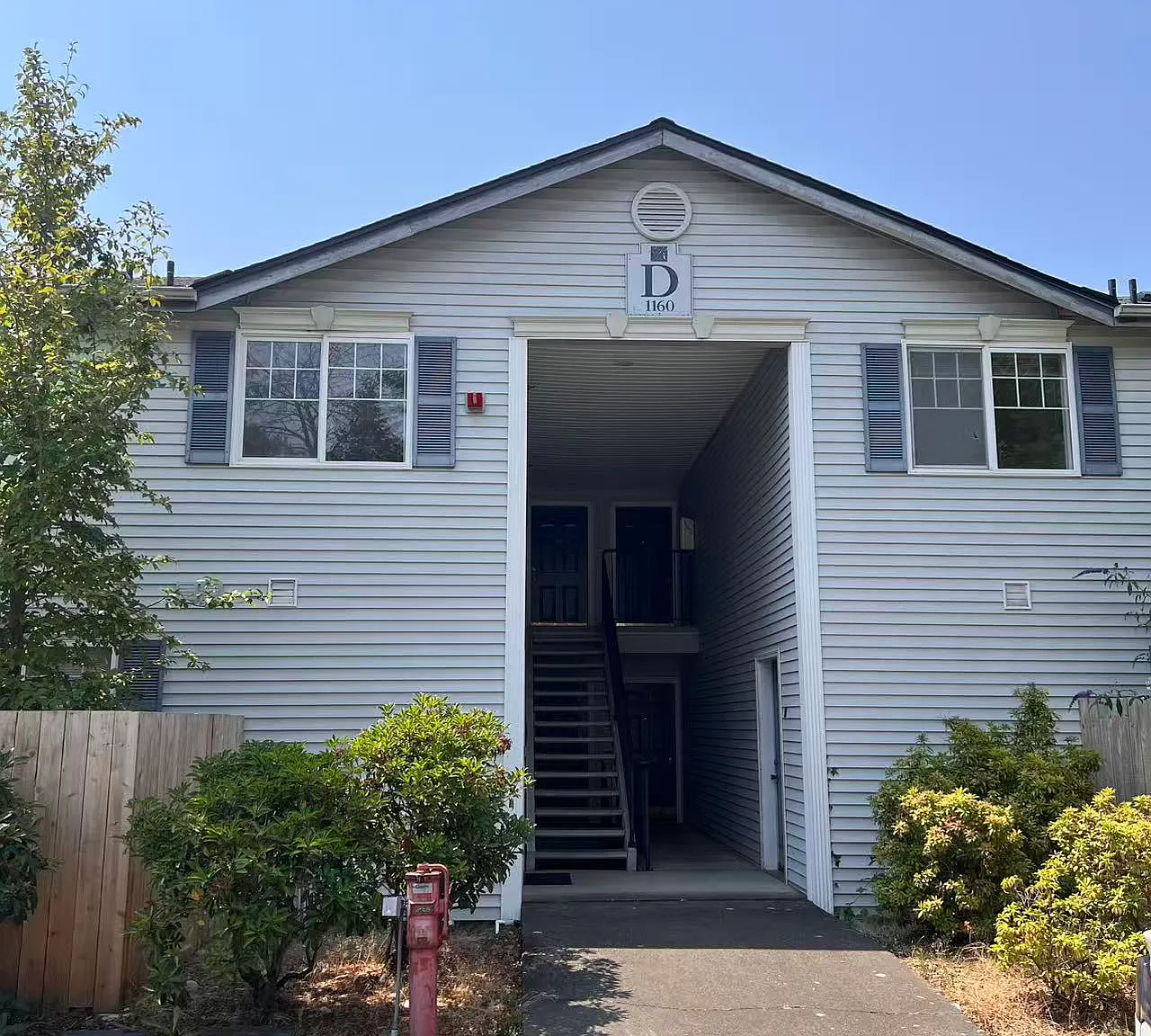 2 bed, 957 sqft, $2,180 — Photo 2