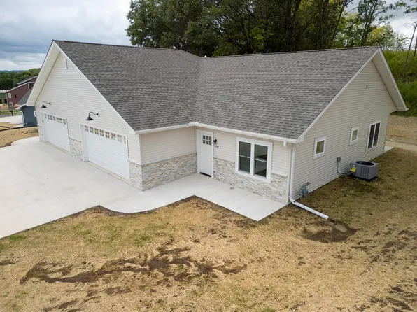 1047 Rusalka, Reedsburg, WI 53959