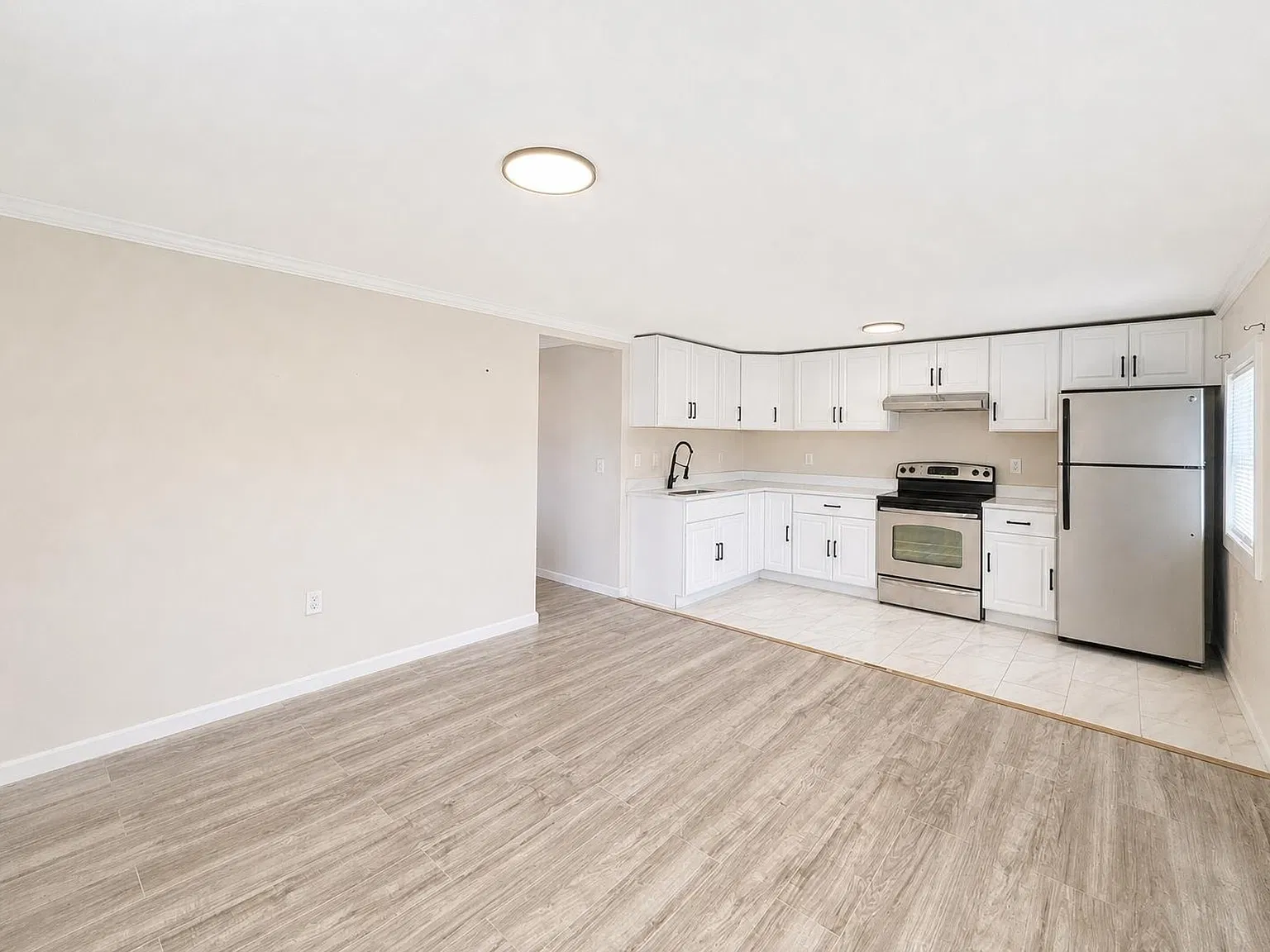 619 Plateau Ave — Photo 3
