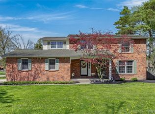 130 Paradise Rd, East Amherst, NY 14051