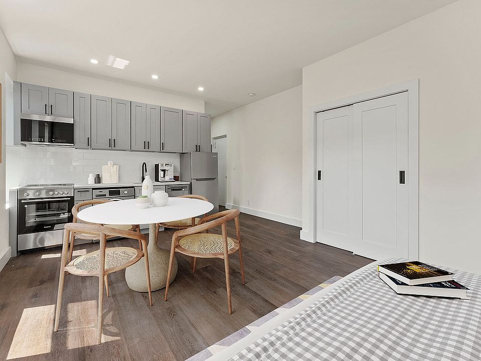 2nd image of 201 W 109th St APT 507
