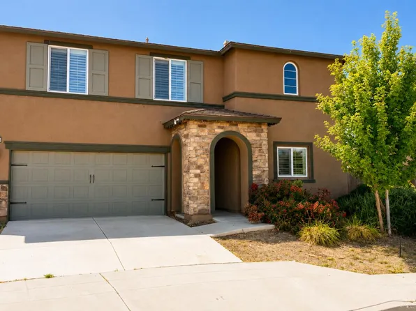 1382 Shoreline Dr, Madera, CA 93637