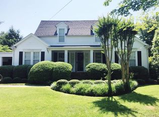 906 1st Ave, Lawrenceburg, TN 38464