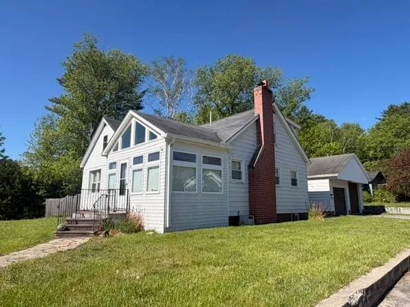 15 Hermanson Street, Berlin, NH 03570
