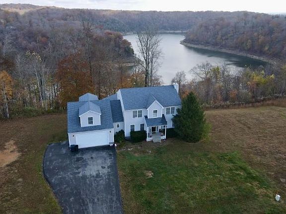 2nd image of 537 Twin Creeks Loop