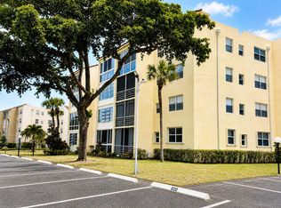 2831 Somerset Drive #305, Lauderdale Lakes, FL 33311