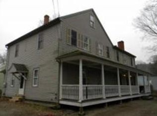 3 C St, Douglas, MA 01516