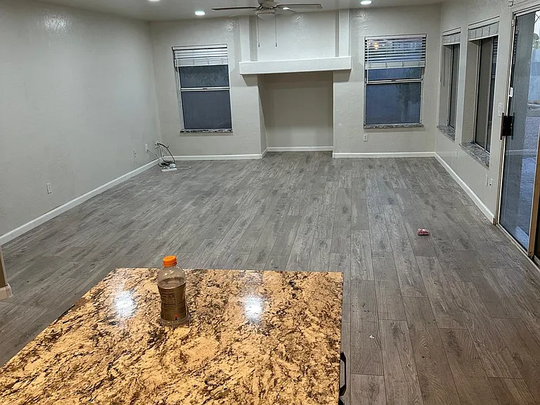 1649 W Commerce Ave — Photo 35