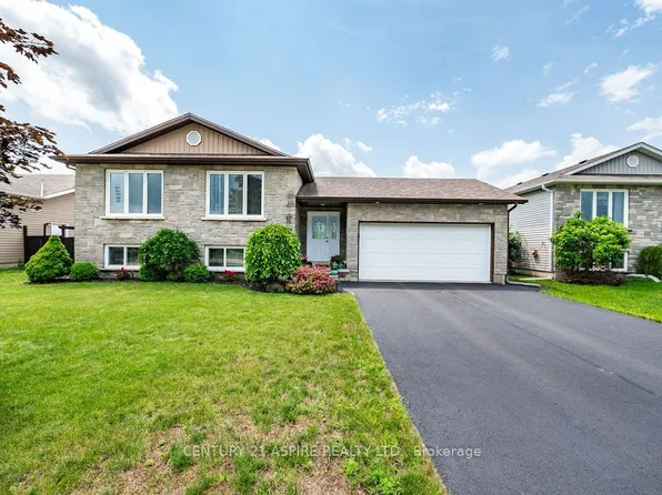 23 Boulder Creek Trl, Petawawa, ON K8H 0B2