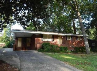 202 Valley View Dr, Warner Robins, GA 31088