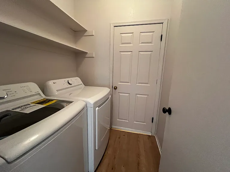 10821 Tivoli Ct — Photo 6
