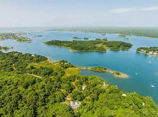 125 Kenyon Farm Rd, Narragansett, RI 02882