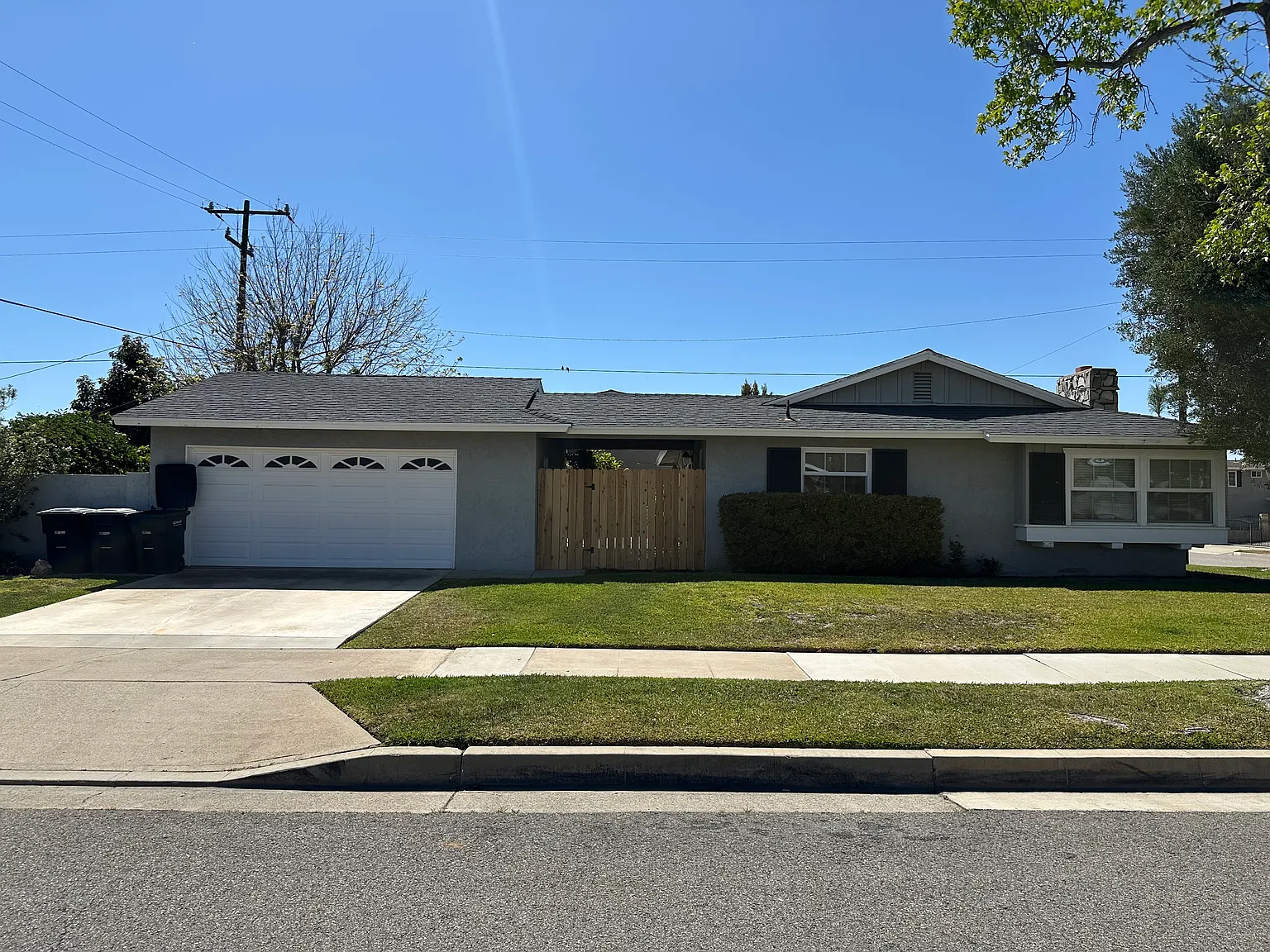 3 bed, 1306 sqft, $4,000 — Photo 3