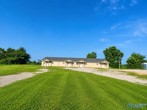191 Railroad St, Phil Campbell, AL 35581