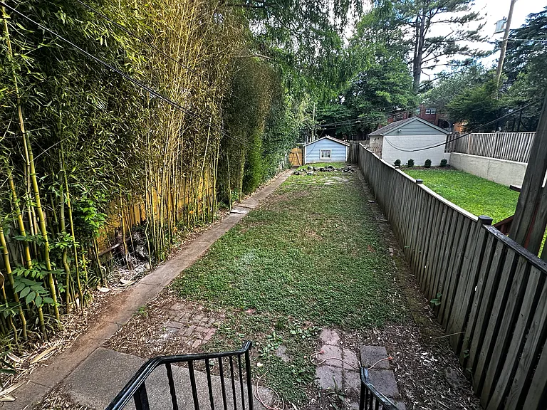 4414 Reservoir Rd NW — Photo 36