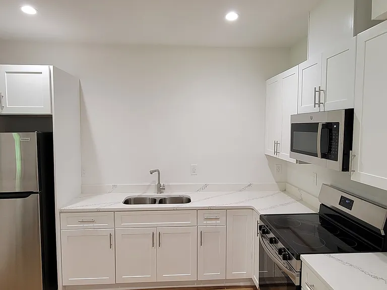 1843 Edington Rd SW #BASEMENT — Photo 10